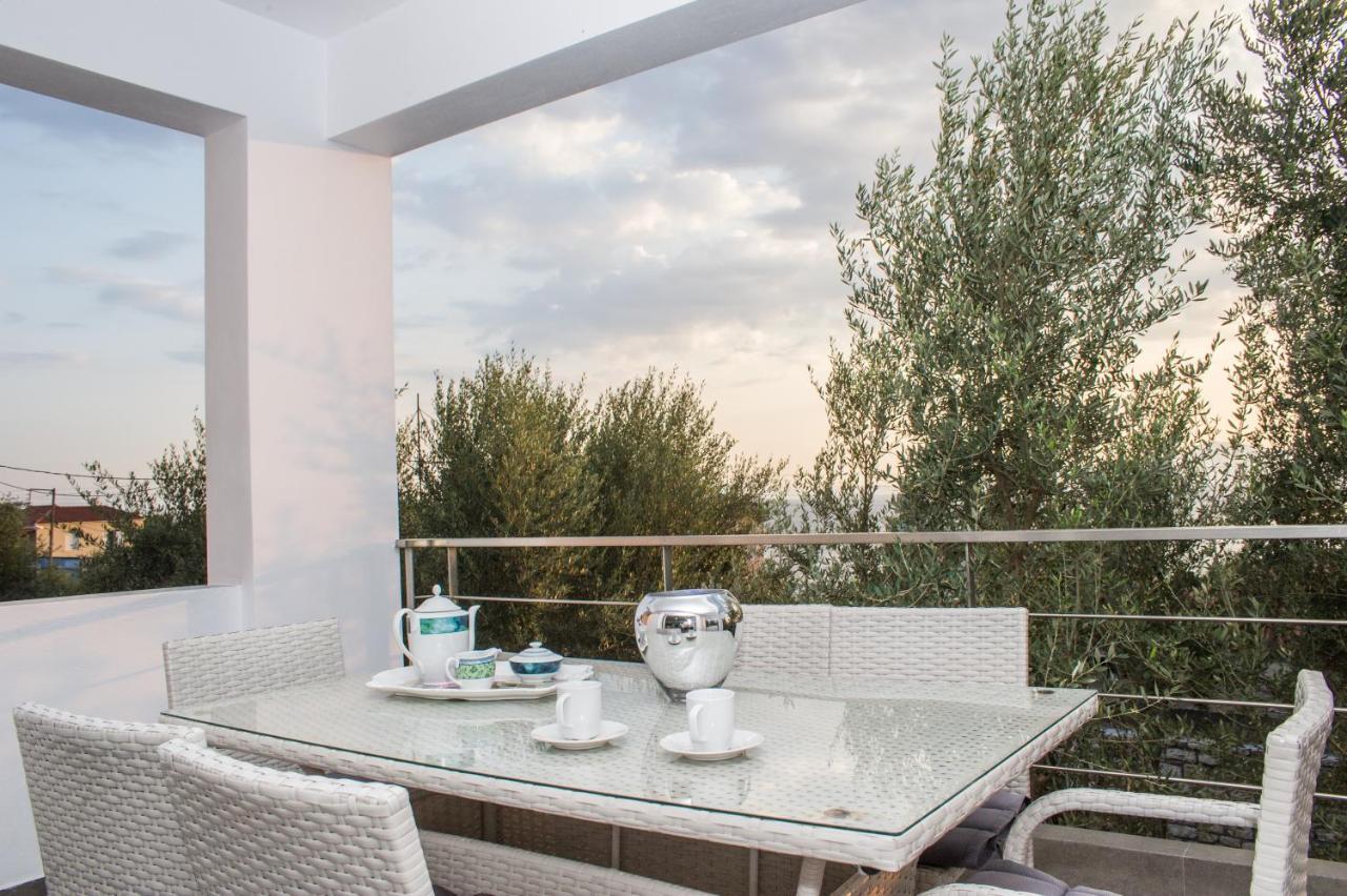 Nina'S Villa, Cosy Seaview Retreat Verga Kalamata Ngoại thất bức ảnh